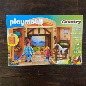 Playmobil Country Pony Stable Play Box